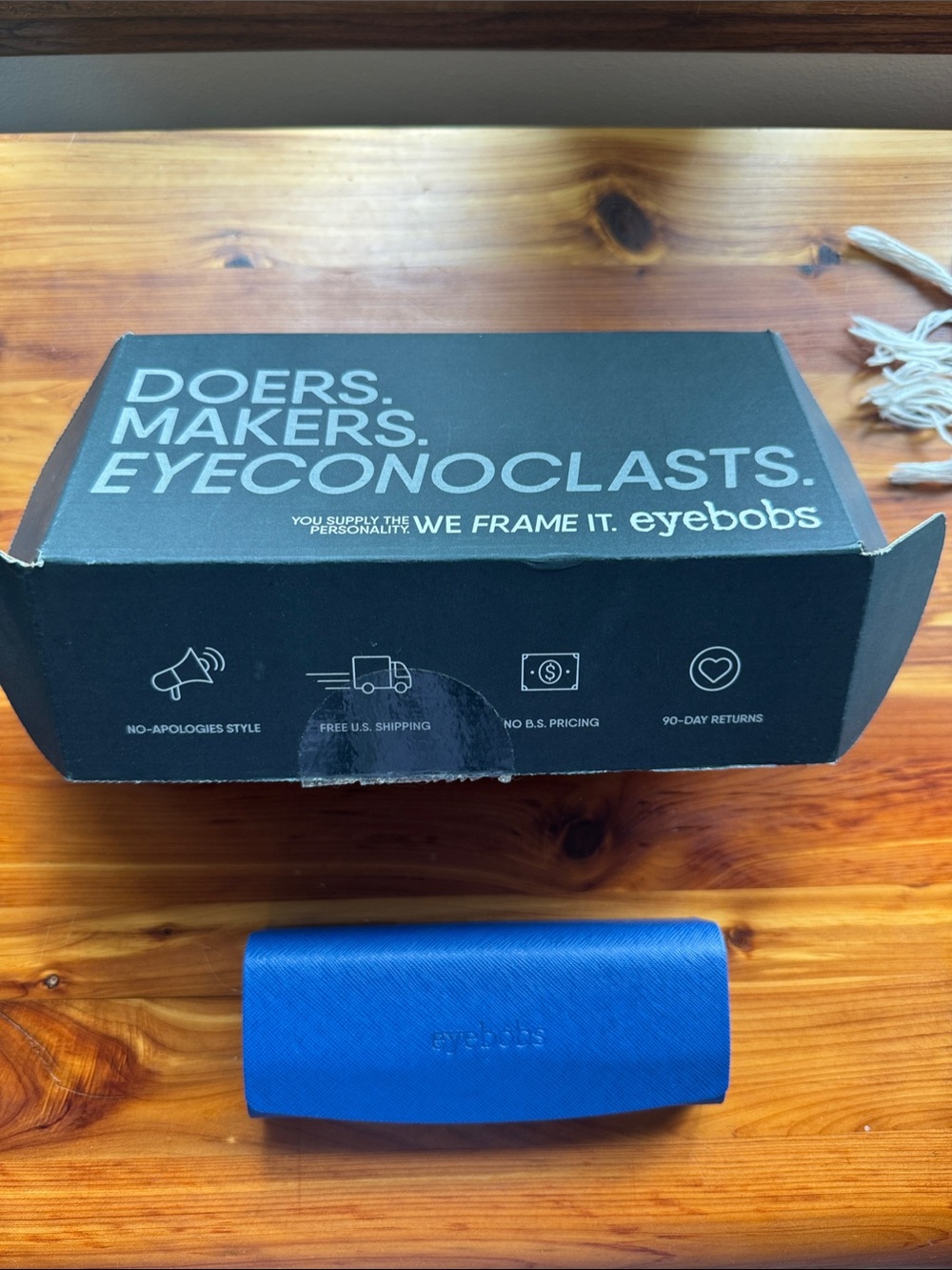 eyebobs Blue Eyeglass Case - Protective Women's Glasses Accessory NWT
